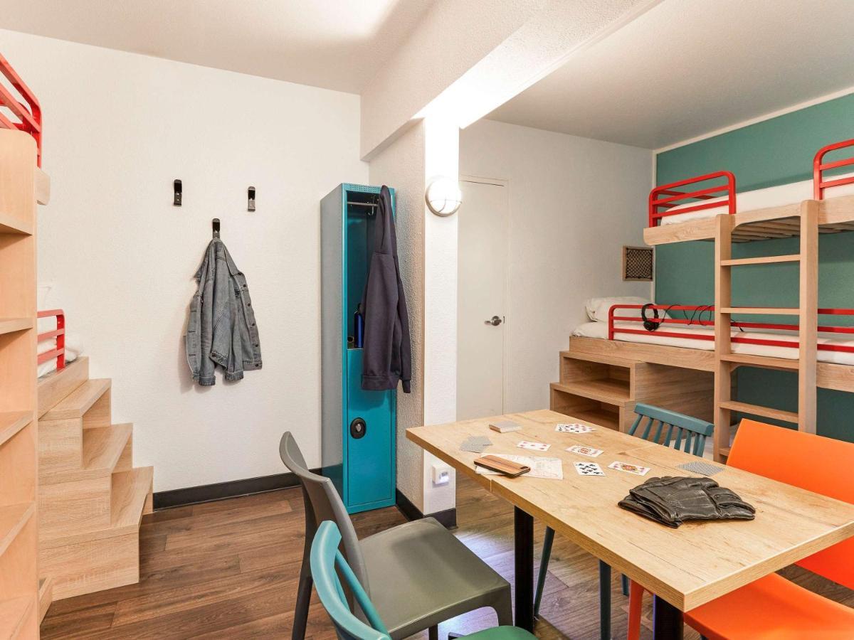 Hotelf1 Villeneuve Loubet Bagian luar foto