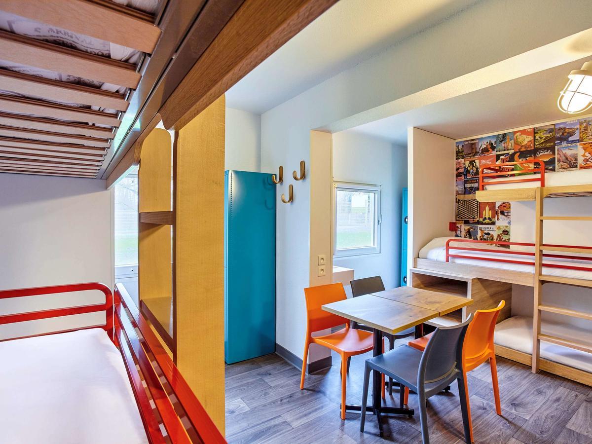 Hotelf1 Villeneuve Loubet Bagian luar foto